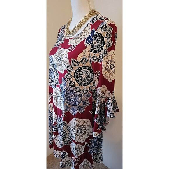 SJS Womens Burgundy Floral Bell Sleeve Slinky Shift Dress Metallic Thread Small - Picture 4 of 5